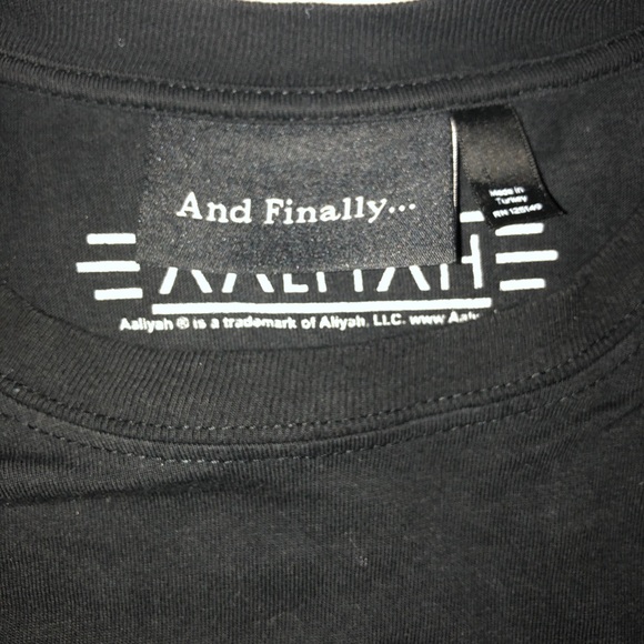 Aaliyah photo t-shirt by “And Finally” - Picture 3 of 4